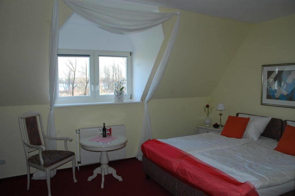 Alago Hotel Am See Cambs Esterno foto